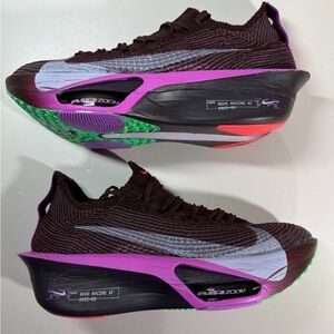 Nike Air Zoom Alphafly Next% 3 FK IB4201-600 Burgundy Woman’s Sz 6.5 New No Box